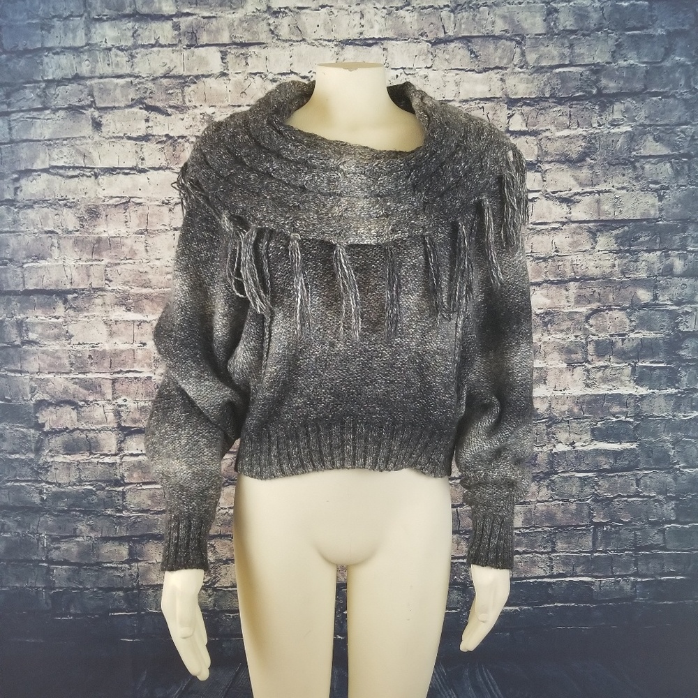 Nine West Scoop Neck Fringe Knit Sweater Sz. M